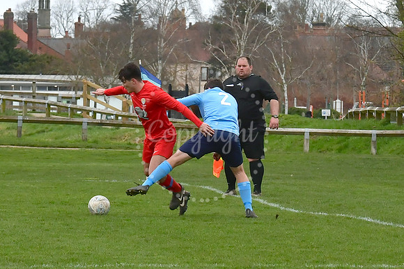 Newark Town (blue) v Bottesford (red) Newark Alliance Pat Jepson
