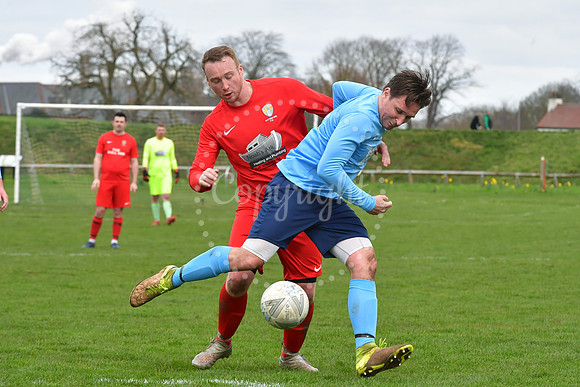 Newark Town (blue) v Bottesford (red) Newark Alliance Pat Jepson