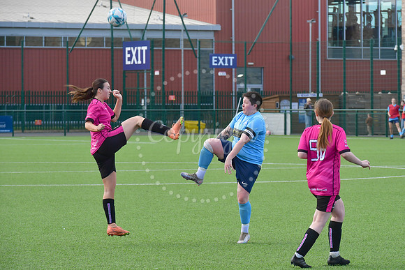 Newark Town Ladies (blue) v Nottingham Trent, Newark Ladies Cup