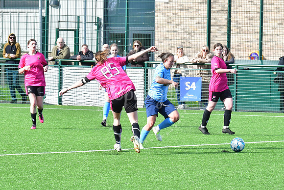 Newark Town Ladies (blue) v Nottingham Trent, Newark Ladies Cup