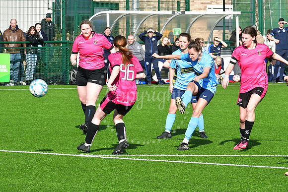 Newark Town Ladies (blue) v Nottingham Trent, Newark Ladies Cup