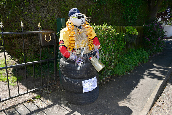 Dry Doddington Scarecrow trail