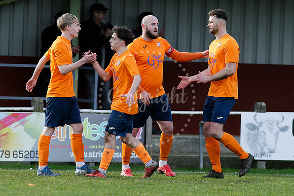Diss Town v Pinchbeck United
