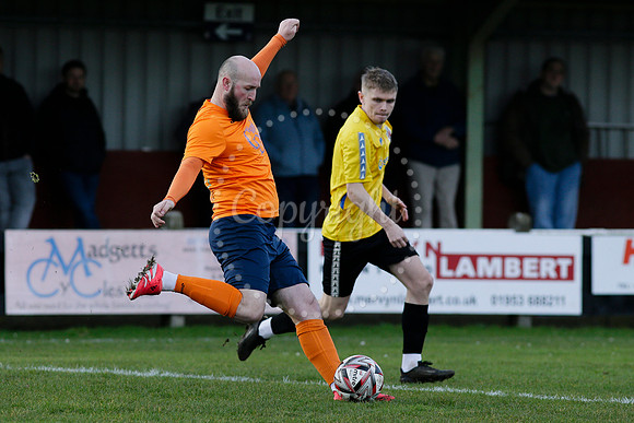 Diss Town v Pinchbeck United