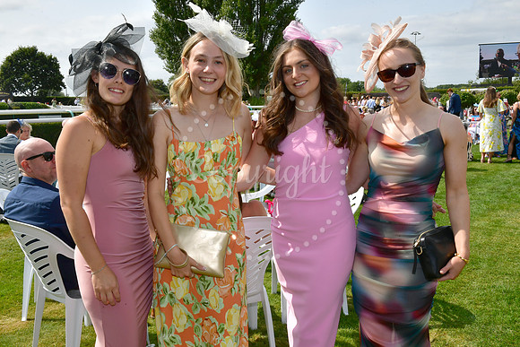 Southwell Racecourse Ladies Day