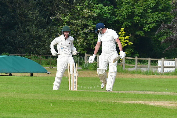 Collingham 2nd XI v Eastwood 1st XI cricket action