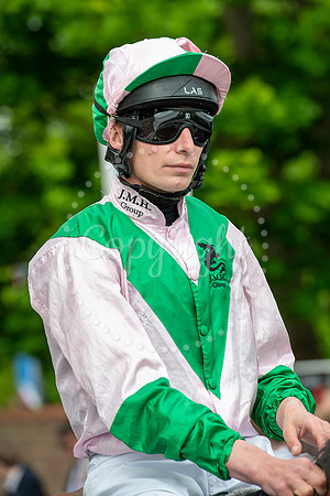 NJ SP Newmarket Rowley Mile 2000 Guineas Day. Picture by Mark We