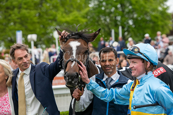 NJ SP Newmarket Rowley Mile 2000 Guineas Day. Picture by Mark We