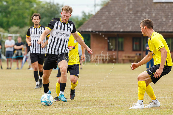 Scole United vs Harleston Town