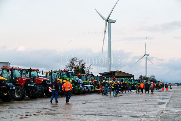 Eye Christmas Tractor Run