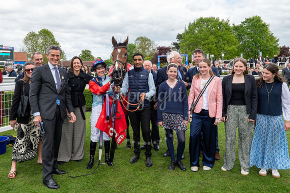 NJ SP Newmarket Rowley Mile 1000 Guineas Day. Picture by Mark We
