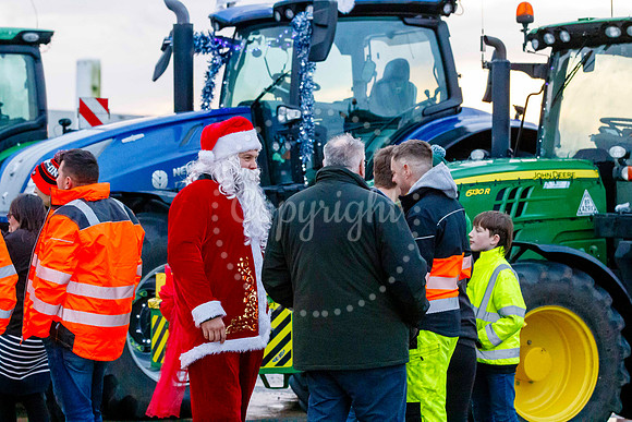 Eye Christmas Tractor Run