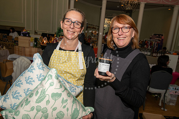 Athenaeum, Bury St Edmunds Christmas craft and gift fair. Pictu