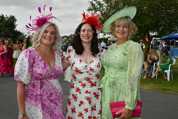 Southwell Racecourse Ladies Day