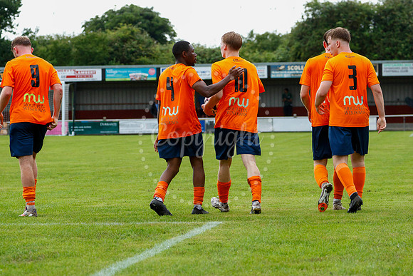 Diss v FC Clacton