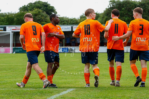 Diss v FC Clacton