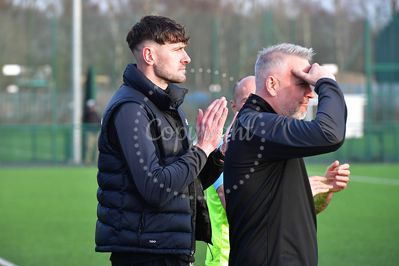 Newark Town v Sleaford Town football action