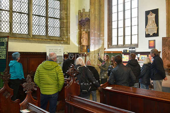 Newark Parish Church tour