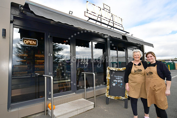 The Country Victualler pod