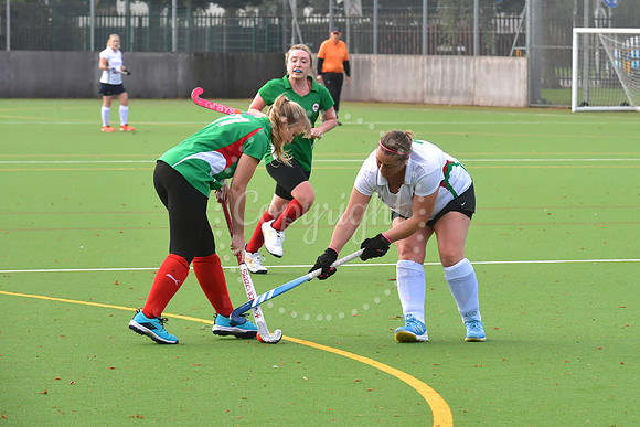 Newark Ladies 2nds ( white) v Newark Ladies 3rds (green) hockey
