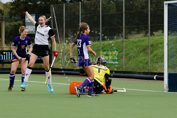 Hockey action from Harleston Magpies Ladies’ I vs Sevenoaks I