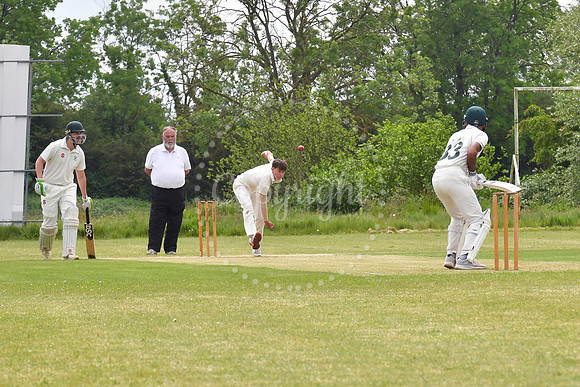 Newark R&M 1st XI v BAsford Mill CC cricket action