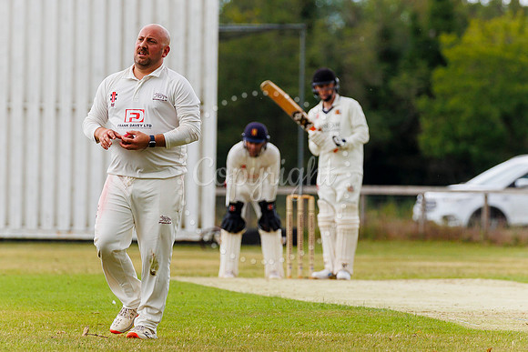 Cricket action from Garboldisham v Fakenham