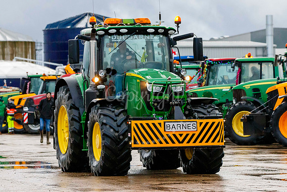 Eye Christmas Tractor Run