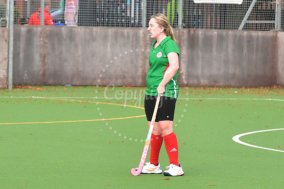 Newark Ladies 2nds ( white) v Newark Ladies 3rds (green) hockey