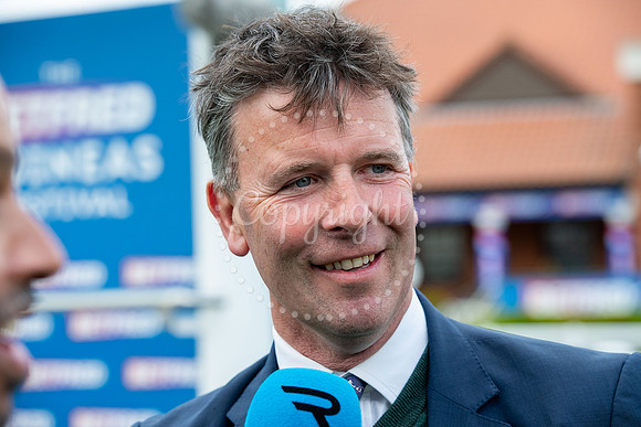 NJ SP Newmarket Rowley Mile 1000 Guineas Day. Picture by Mark We