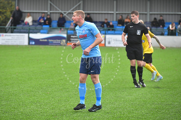 Newark Town  (blue) v Hucknall