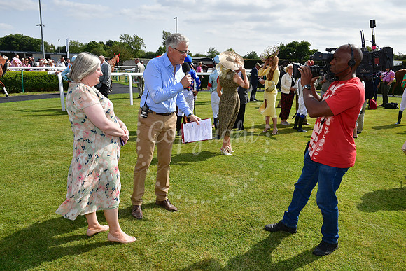 Southwell Racecourse Ladies Day