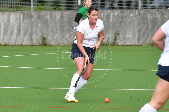 Newark Ladies 2nds ( white) v Newark Ladies 3rds (green) hockey