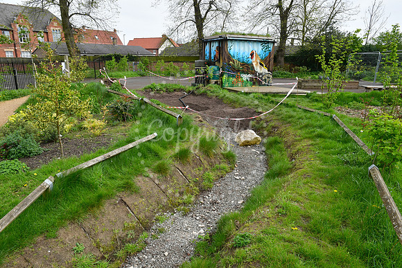 Work at The Queen Elizabeth Memorial Garden