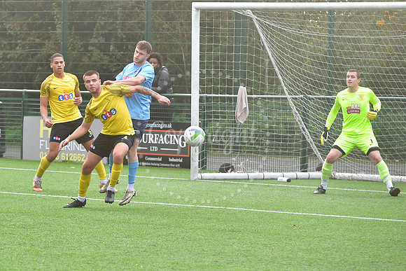 Newark Town  (blue) v Hucknall