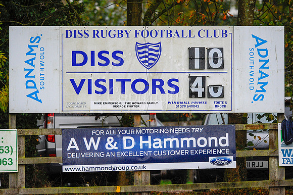 Rugby action from Diss v Southend Saxons in London 1 North.