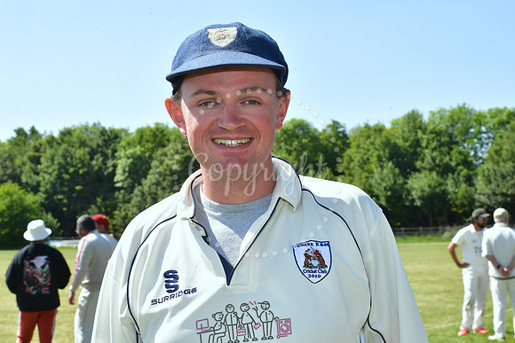 Newark 2nd XI v Great Dolby cricket action