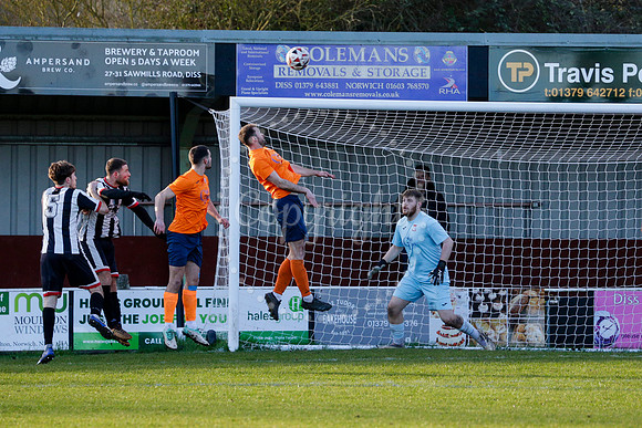 Football action from Diss Town vs Harwich & Parkeston