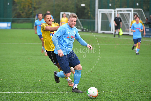 Newark Town  (blue) v Hucknall