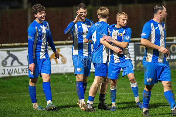 NJ Cornard United FC, Blackhouse Lane, Cornard Football - Corna
