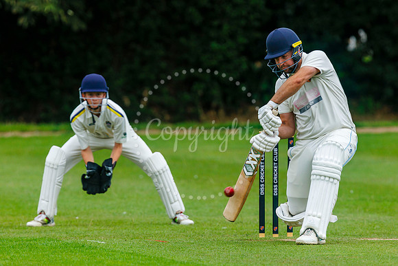 Cricket action from Diss CC v Lowestoft