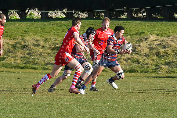 Southwell 1st v Nuneaton Old Edwardians rugby action