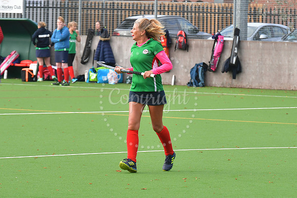 Newark Ladies 2nds ( white) v Newark Ladies 3rds (green) hockey
