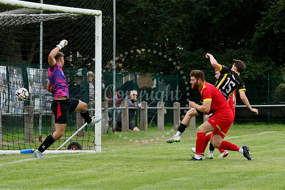 FA Cup - Harleston Town v Walsham-le-Willows
