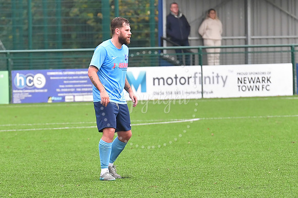 Newark Town  (blue) v Hucknall