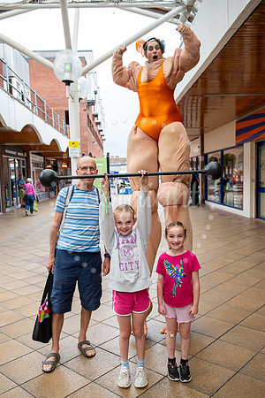 Newmarket Guineas Centre Summer Hoilday Olympics fun day with Mr