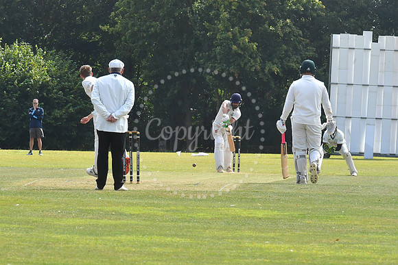 Balderton v Caythorpe cricket action