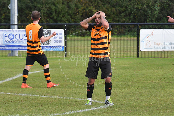 Southwell City Res (B/W) v Collingham (Orange) football action