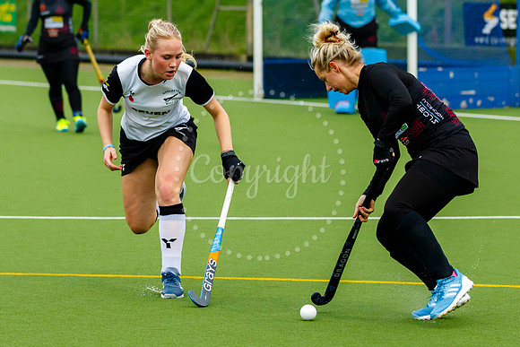 Hockey action from Harleston Magpies Ladies’ I vs Slough I