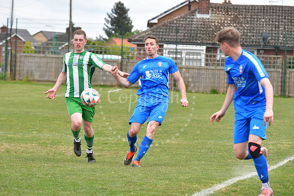 Willie Hall Cup Final. Holy Trinity (Green) v Rose and Crown (Bl